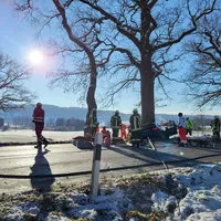 vu_20268_pkw_gegen_baum_03_2022-12-12.jpg